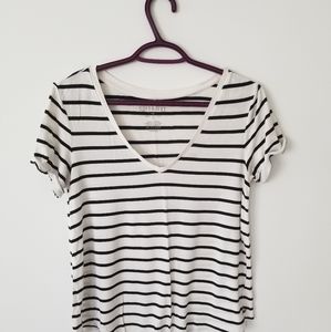 striped American Eagle t-shirt